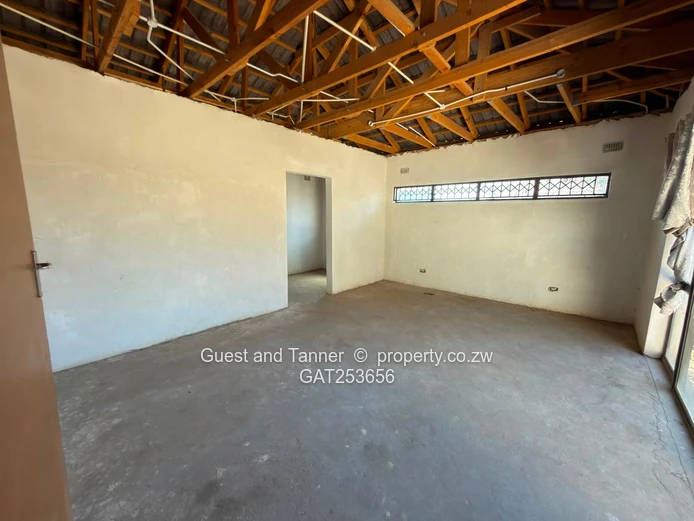 Spacious 4-Bedroom Family Home in Rockview — Finish to Your Taste