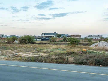 Stands & Residential Land