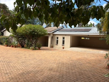 3 Bedroom Flat & Apartment