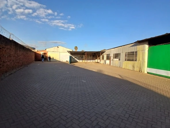 Warehouse & Factory