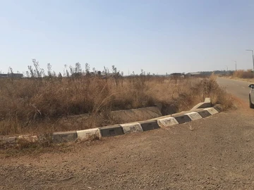 Stands & Residential Land