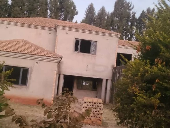 5 Bedroom House
