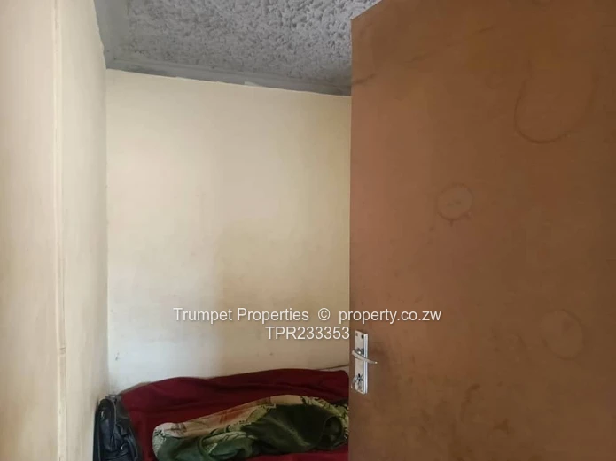 Mufakose House For Sale