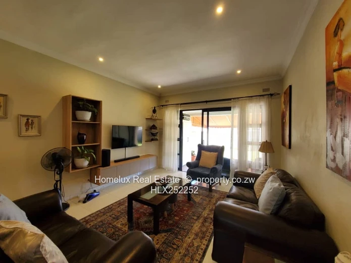Exquisite 3 Bed Garden Flat In Greendale To Rent 