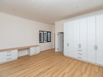 3 Bedroom Garden Flat