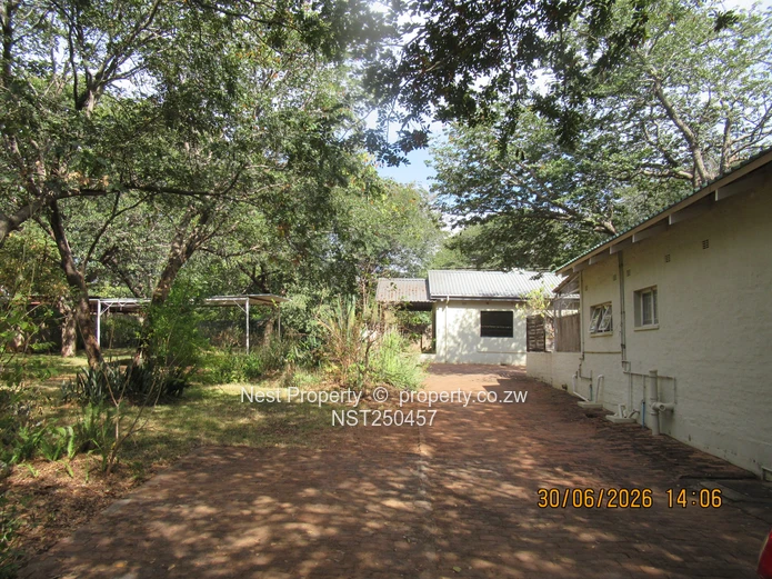 Family Home For Sale In Victoria Falls