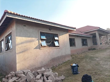 5 Bedroom House