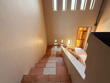 3 Bedroom Flat & Apartment