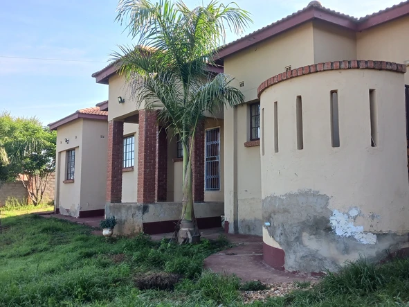 5 Bedroom House