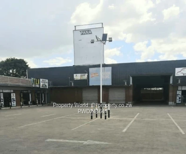 Shop To Let Along Simon Mazorodze