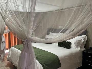 3 Bedroom Garden Flat