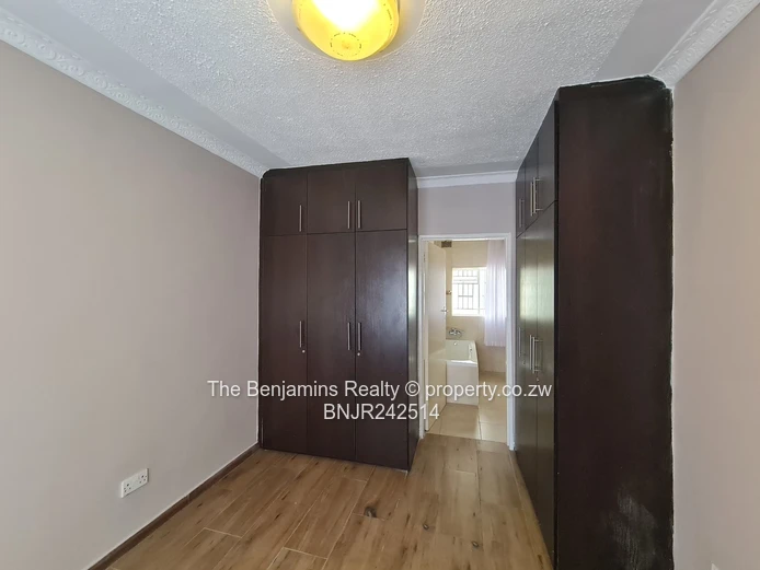 2 Bedroom Cottage to Let