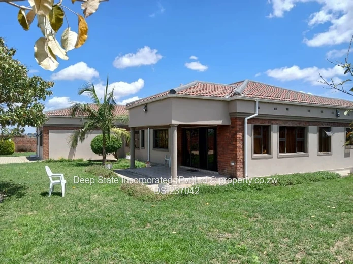 Borrowdale Pomona house for sale .