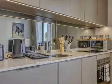 Flat & Apartment