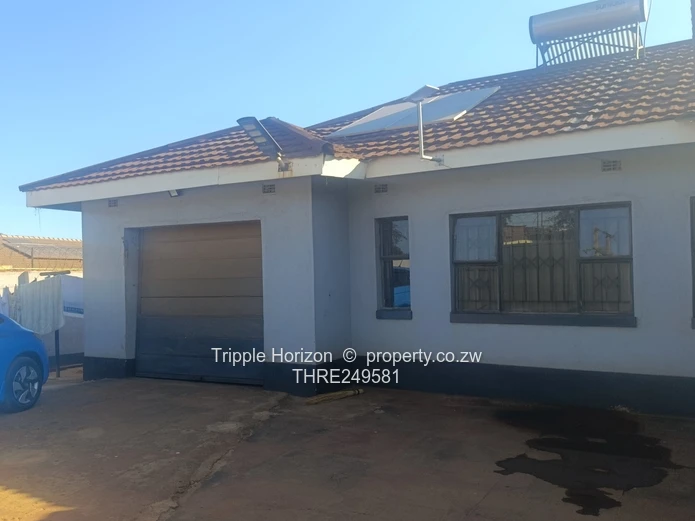 Charming 3-Bed Home in Warren Park Graceland — Borehole Ready