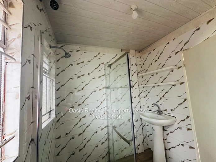 Neat Accommodation To Let (Sole Mandate)