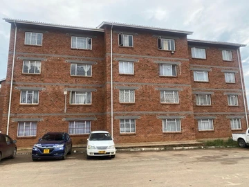 2 Bedroom Flat & Apartment