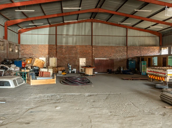 Warehouse & Factory