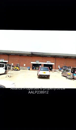 Prime Chivhu Retail Complex with Borehole – 3,350m²