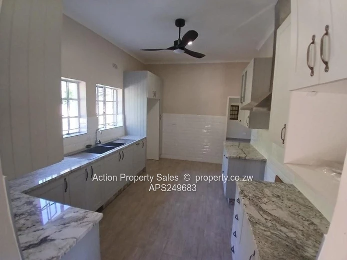 Comfortable Family Home In Highlands! 