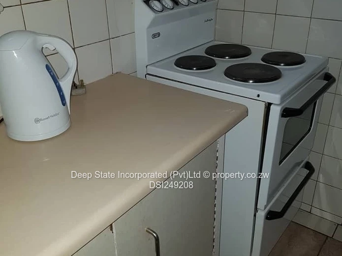 Fife Avenue,2 bedroomed flat for sale 