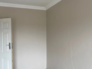 3 Bedroom Flat & Apartment