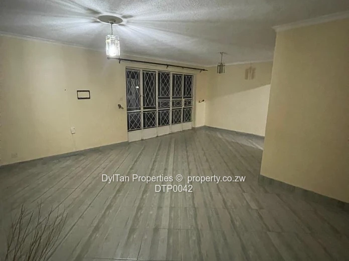 3 bedroomed neat house