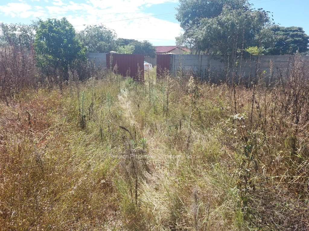 Stands & Residential Land for Sale in Zimre Park RWS188153