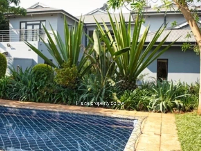 LUXURIOUS MODERN HOME BORROWDALE BROOKE $1.4Mill