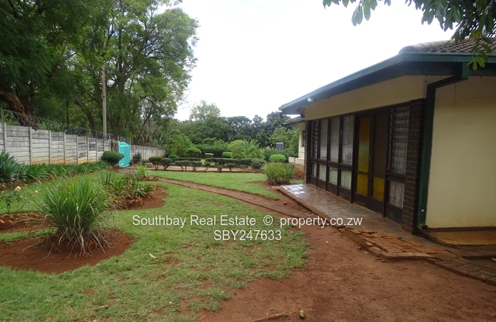 Greystone Park House to let (Sole Mandate)