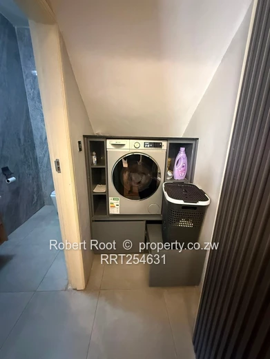 3 bed duplex in Helensvale