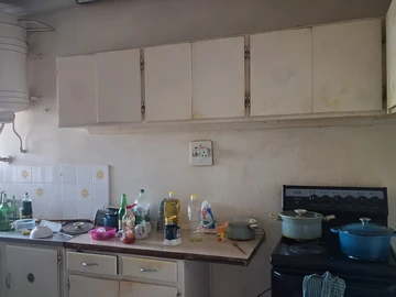 2 Bedroom Flat & Apartment