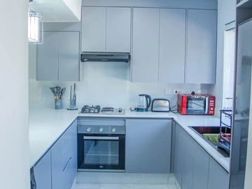 3 Bedroom Flat & Apartment