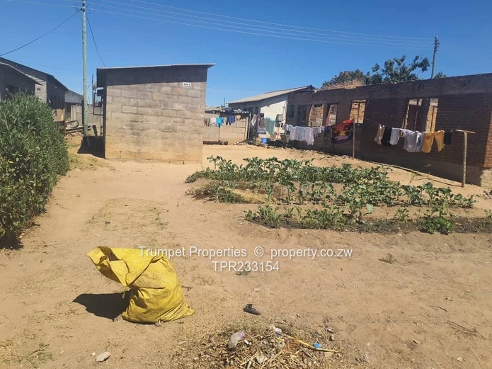 1-Bed Block House with Vegetable Garden in Marondera