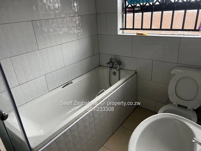 Modern 4-Bedroom Family Home