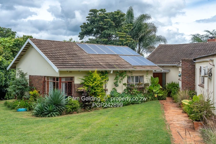 Spacious 4 Bedroom Family Home Greystone Park (Sole Mandate)