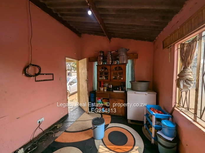 Walled Norton 2-Bed Bungalow on Main Road with Verandah (Sole Mandate)
