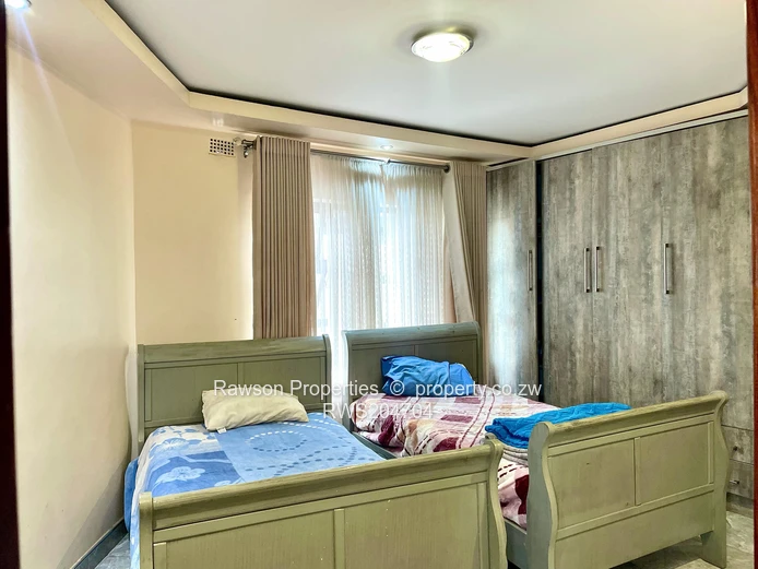 A Rare Blend of Luxury, Space and Comfort (Sole Mandate)