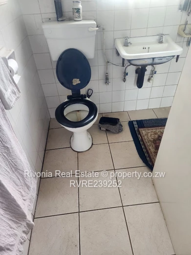 Emerald Hill: 4-Bed Home on 2030m² with Borehole,Gvt Nostro accepted 