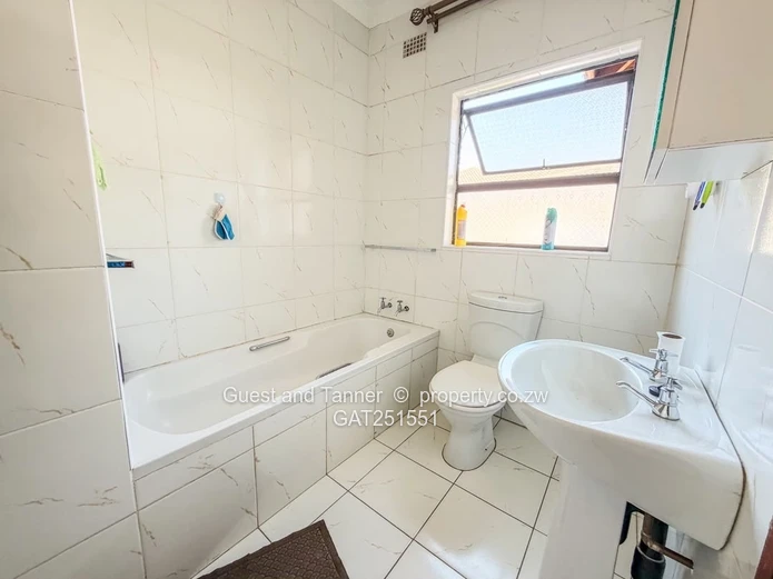 4-Bedroom House For Sale in Fairview, Westgate