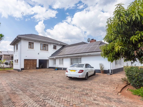 5 Bedroom House