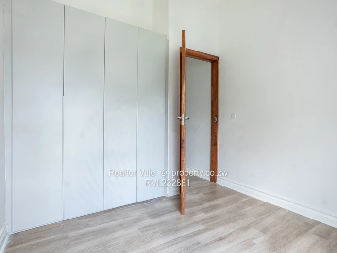 Modern 3-bed Townhouse for Rent in Borrowdale West