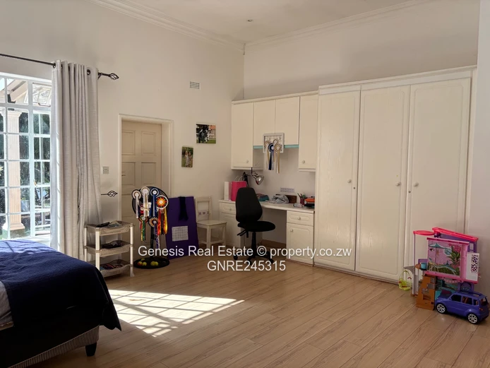 Elegant double story in Kambanji for sale