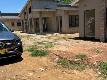 3 Bedroom Flat & Apartment