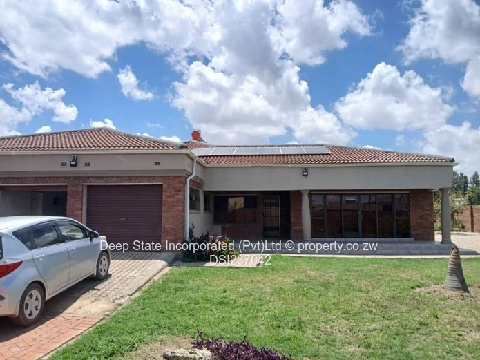 Borrowdale Pomona house for sale .