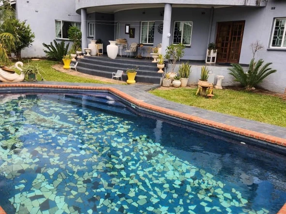 5 Bedroom House