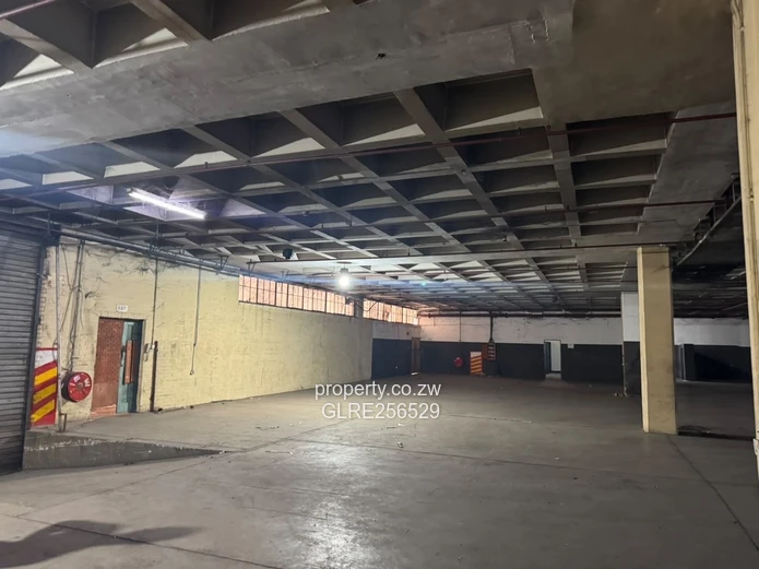 Seke Warehouse 2,770 m² — Furnished Office & Solar Backup