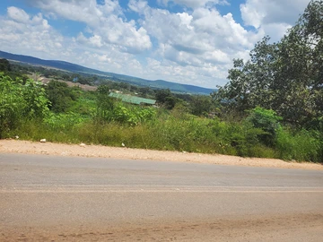 Commercial & Industrial Land