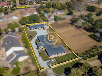 6 Bedroom House
