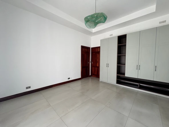 2 Unit Townhouse Complex
